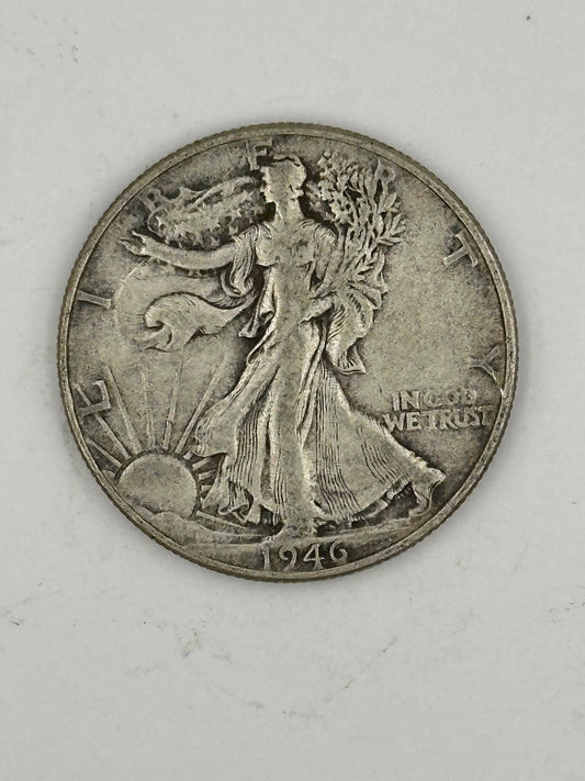 1946 USA Walking Liberty Silver Half Dollar - P - Circulated