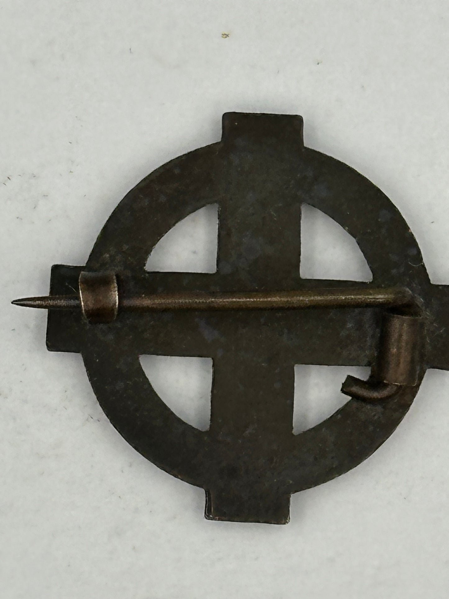 Soldiers Of The Cross vintage pin badge Christianity