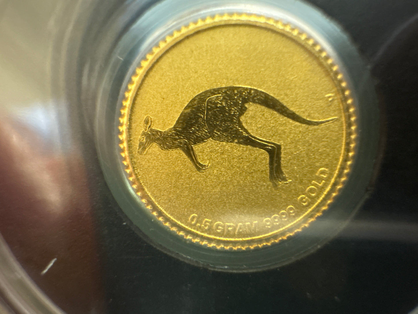 2015 $2 Australian Kangaroo Miniature Gold coin .5 grams