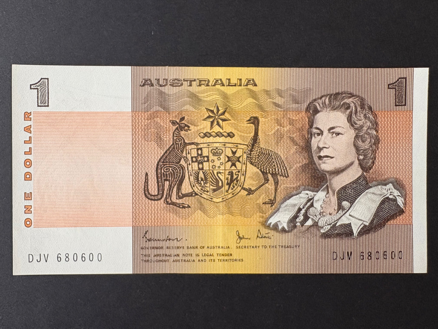 1982 $1 Australia Paper Banknote - Johnston Stone - Uncirculated