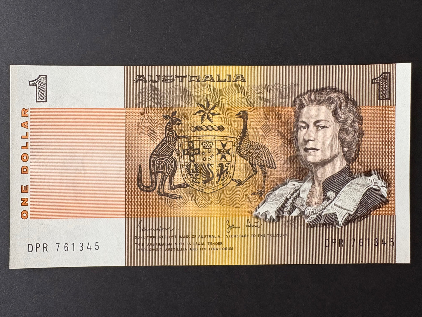 1982 $1 Australia Paper Banknote - Johnston Stone - Uncirculated