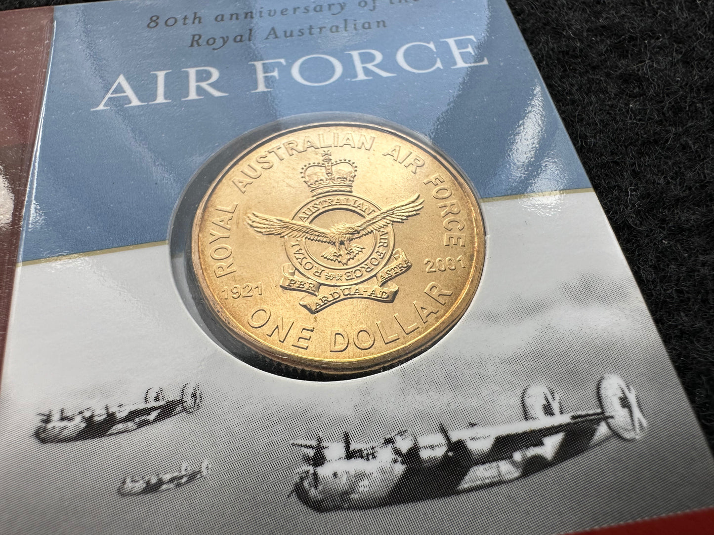 2001 $1 80th Anniversary of the Royal Australian Air Force RAAF coin on card