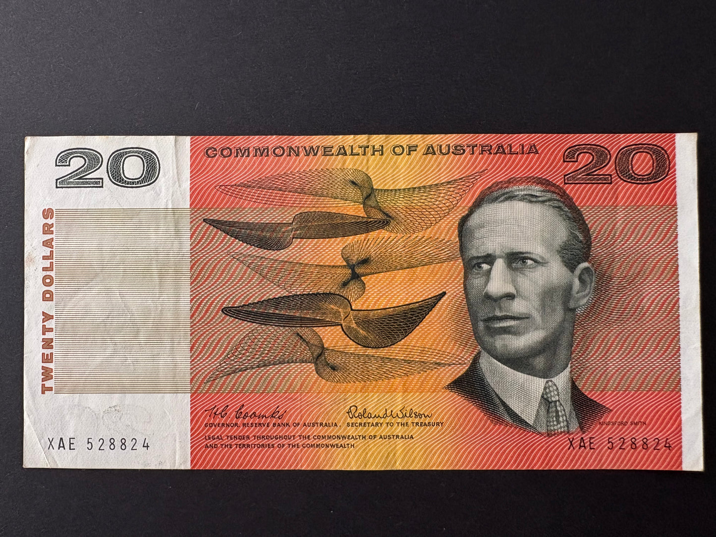 1966 $20 Australia Paper Banknote - Coombs Wilson XAE 528824