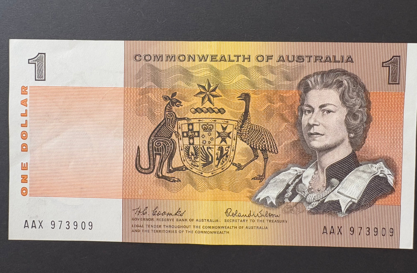 1966 $1 Australia Paper Banknote - Coombs Wilson - AAX 973909