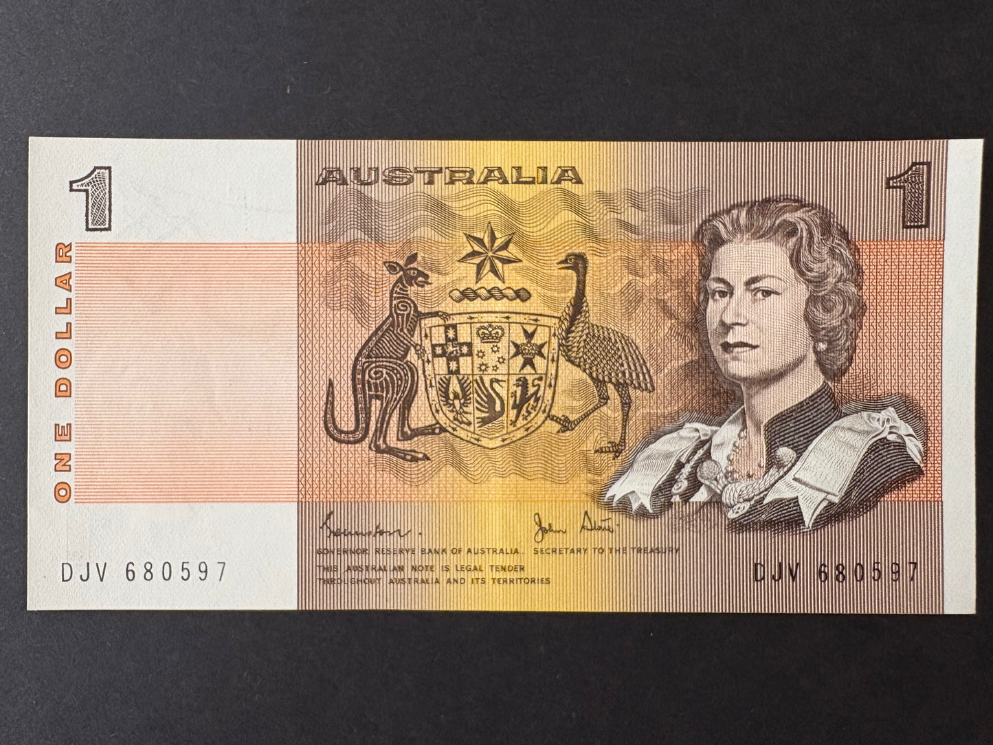 1982 $1 Australia Paper Banknote - Johnston Stone - Uncirculated