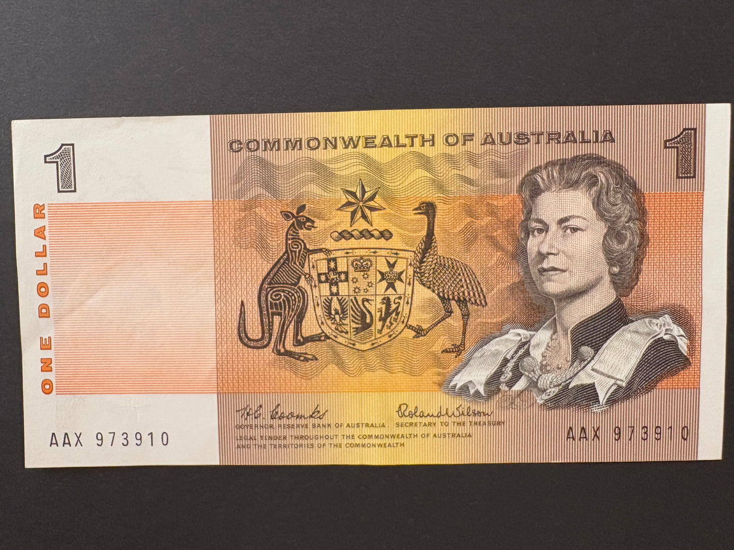1966 $1 Australia Paper Banknote - Coombs Wilson - AAX 973910