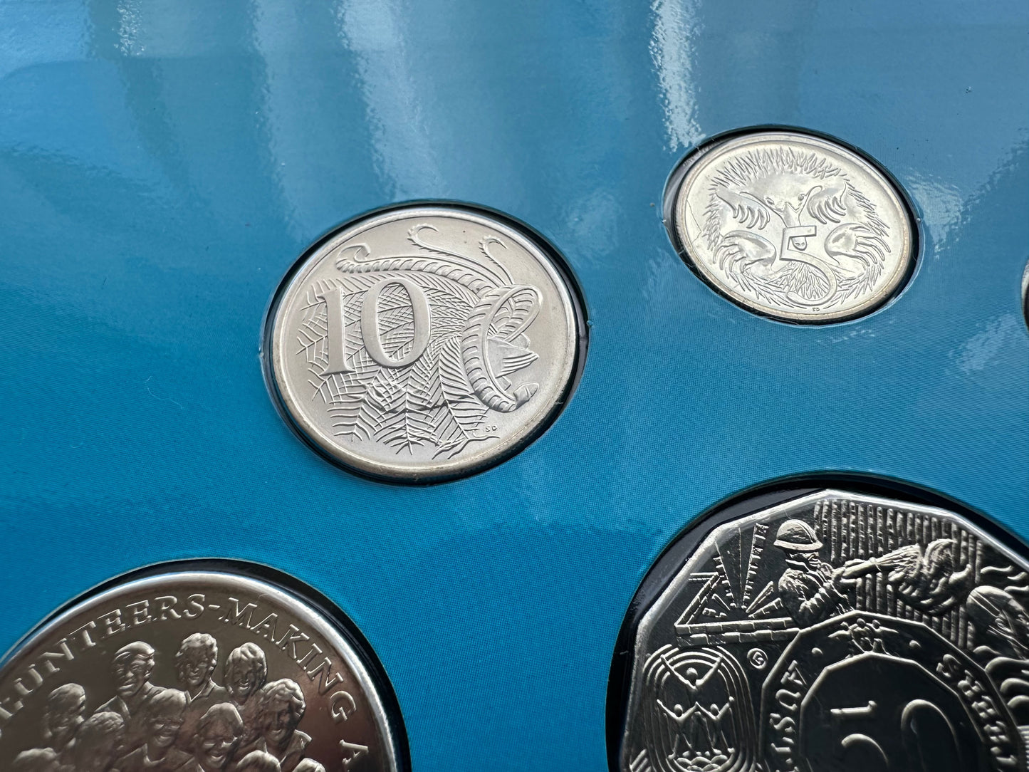 2003 Royal Australian Mint Australia's Volunteers Making a Difference Uncirculated Six Coin Year Set