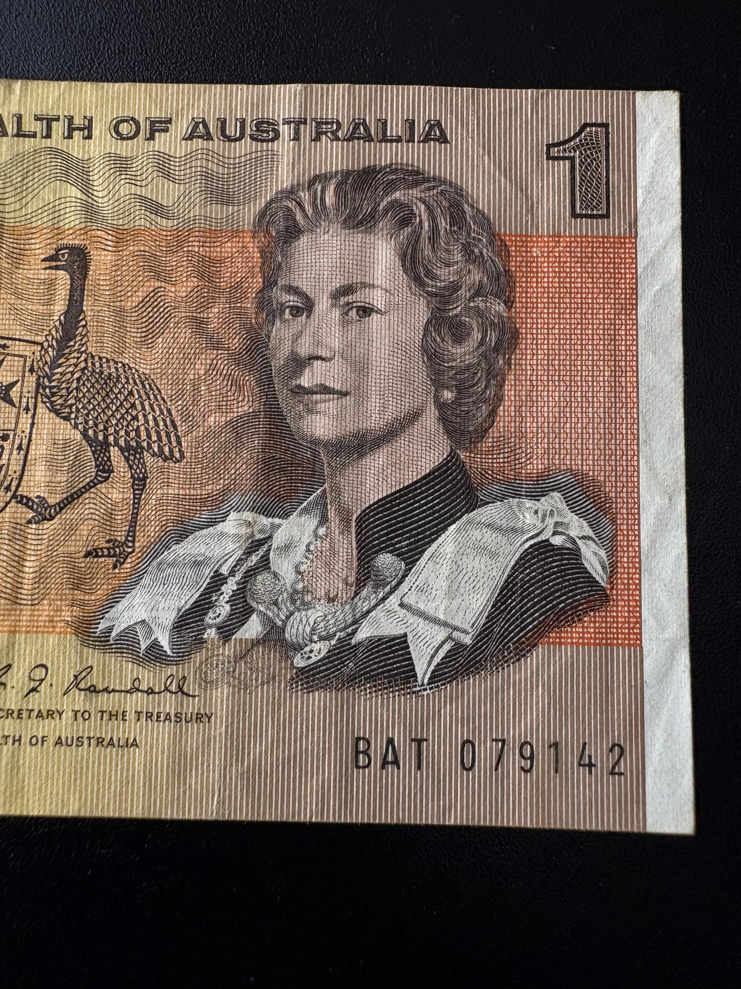 1969 $1 Australia Paper Banknote - Phillips Randall BAT 079142