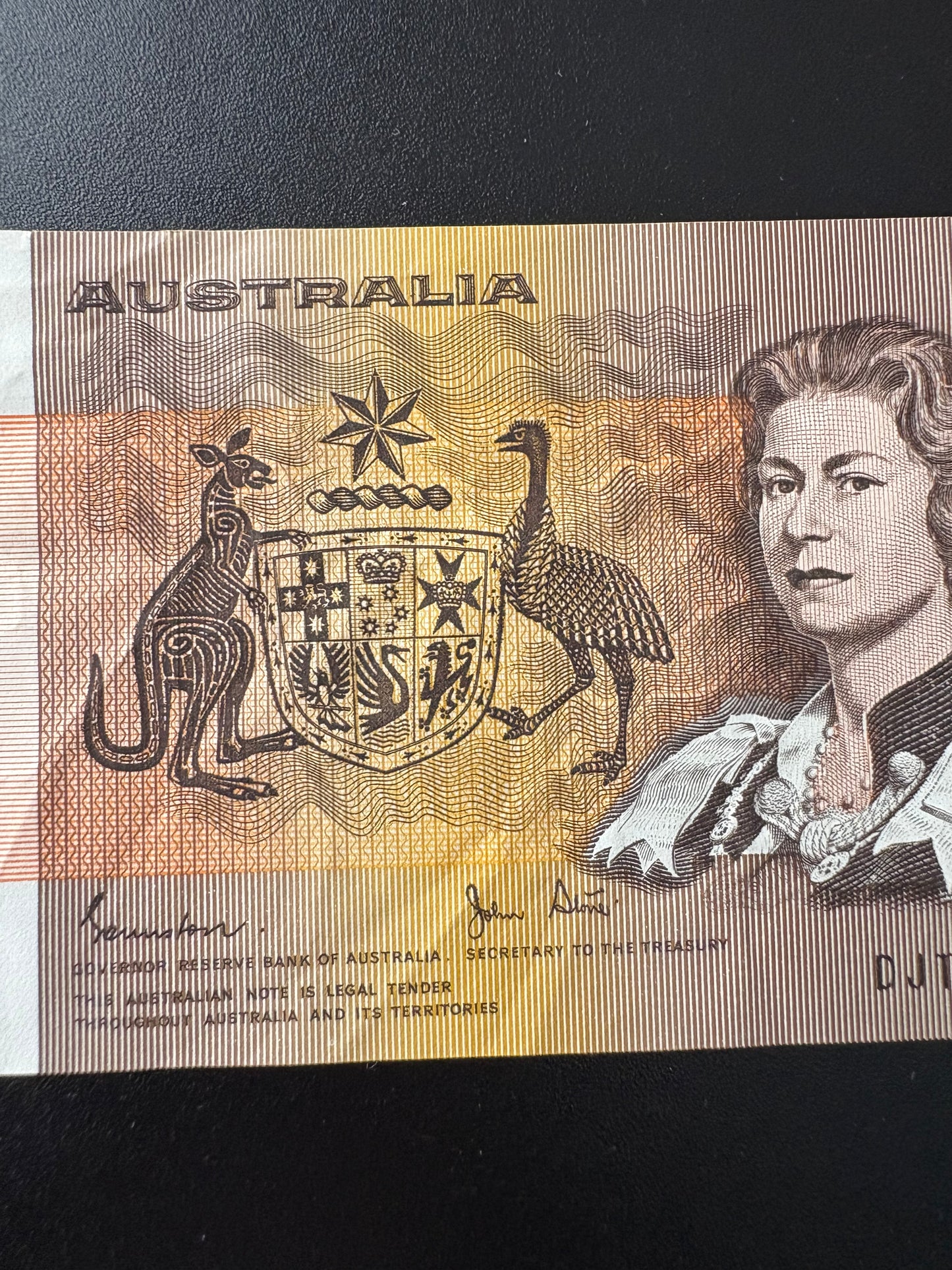 1982 $1 Australia Paper Banknote - Johnston Stone - DJT 527567