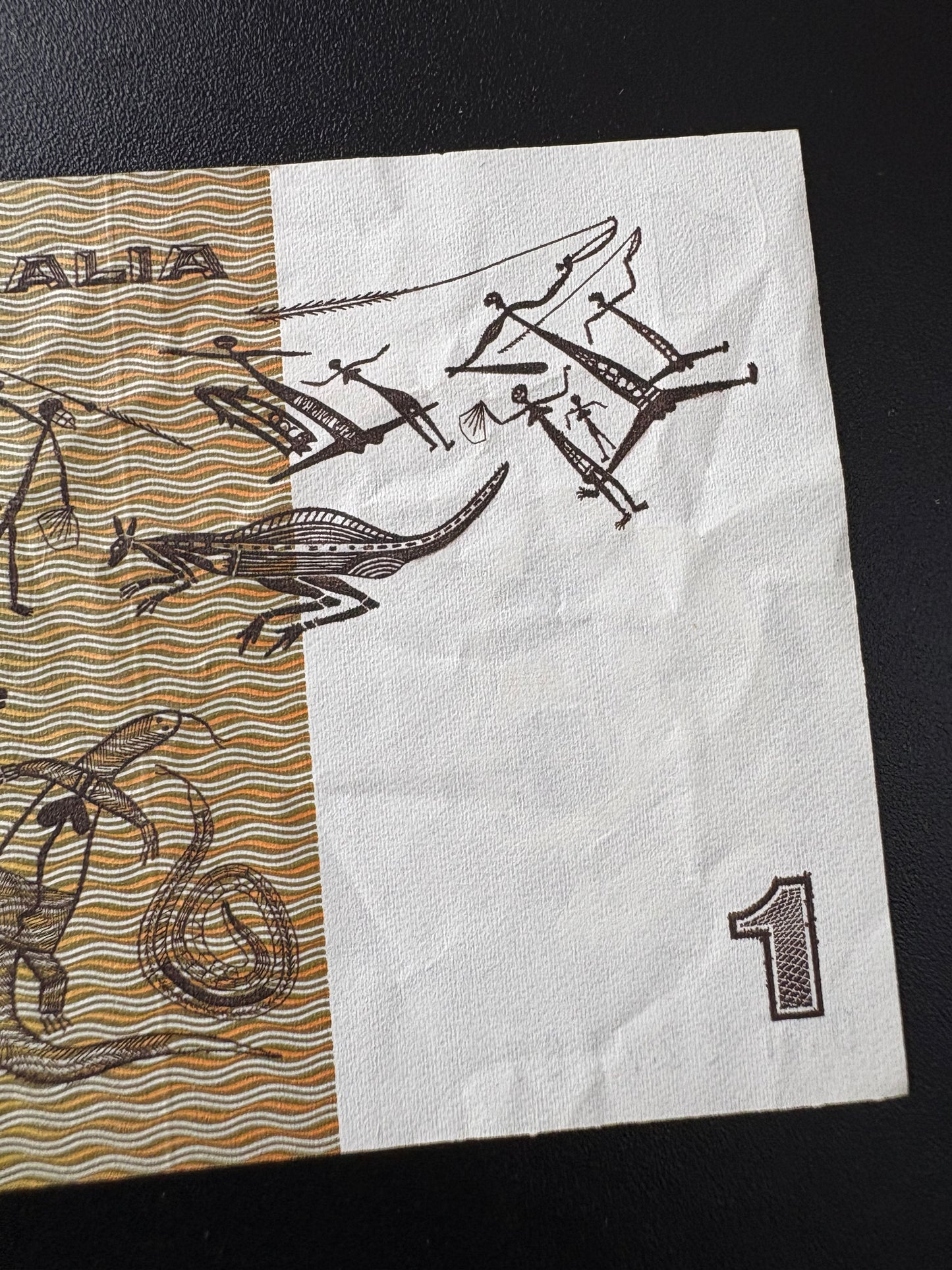 1982 $1 Australia Paper Banknote - Johnston Stone - DJT 527567