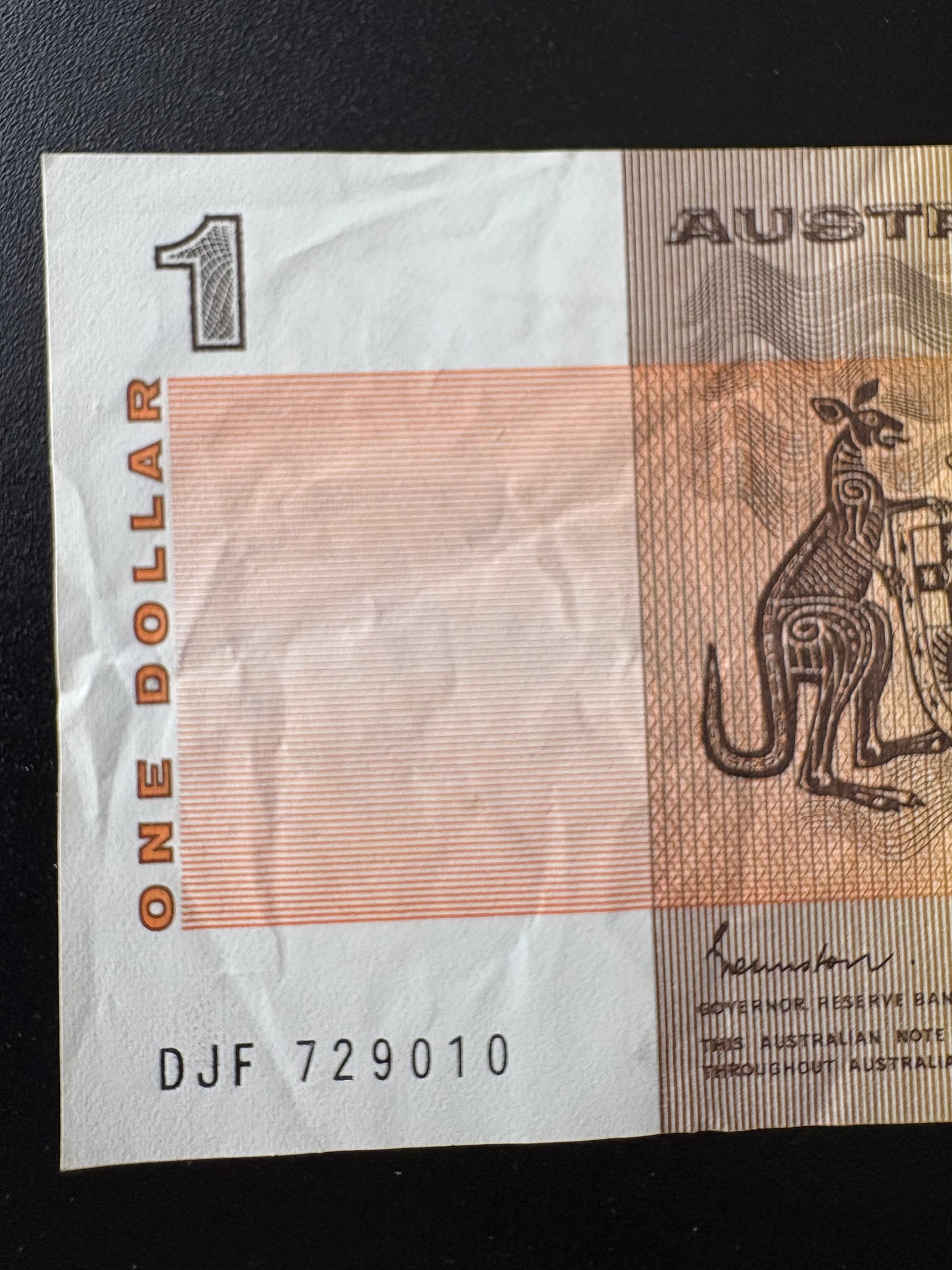 1982 $1 Australia Paper Banknote - Johnston Stone - DJF 729010