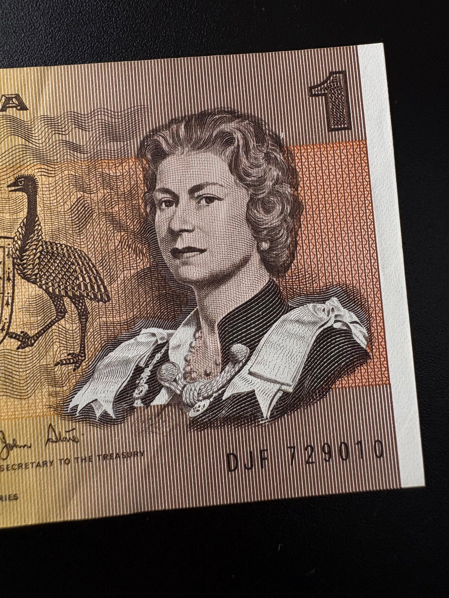 1982 $1 Australia Paper Banknote - Johnston Stone - DJF 729010