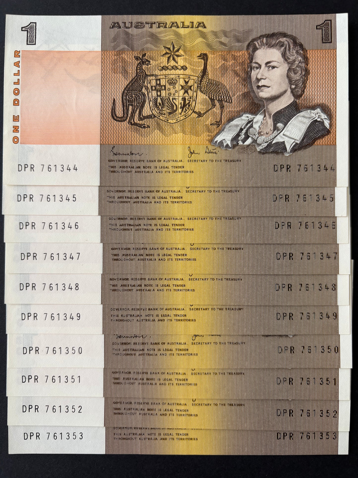 1982 $1 Australia Paper Banknote - Johnston Stone - Uncirculated