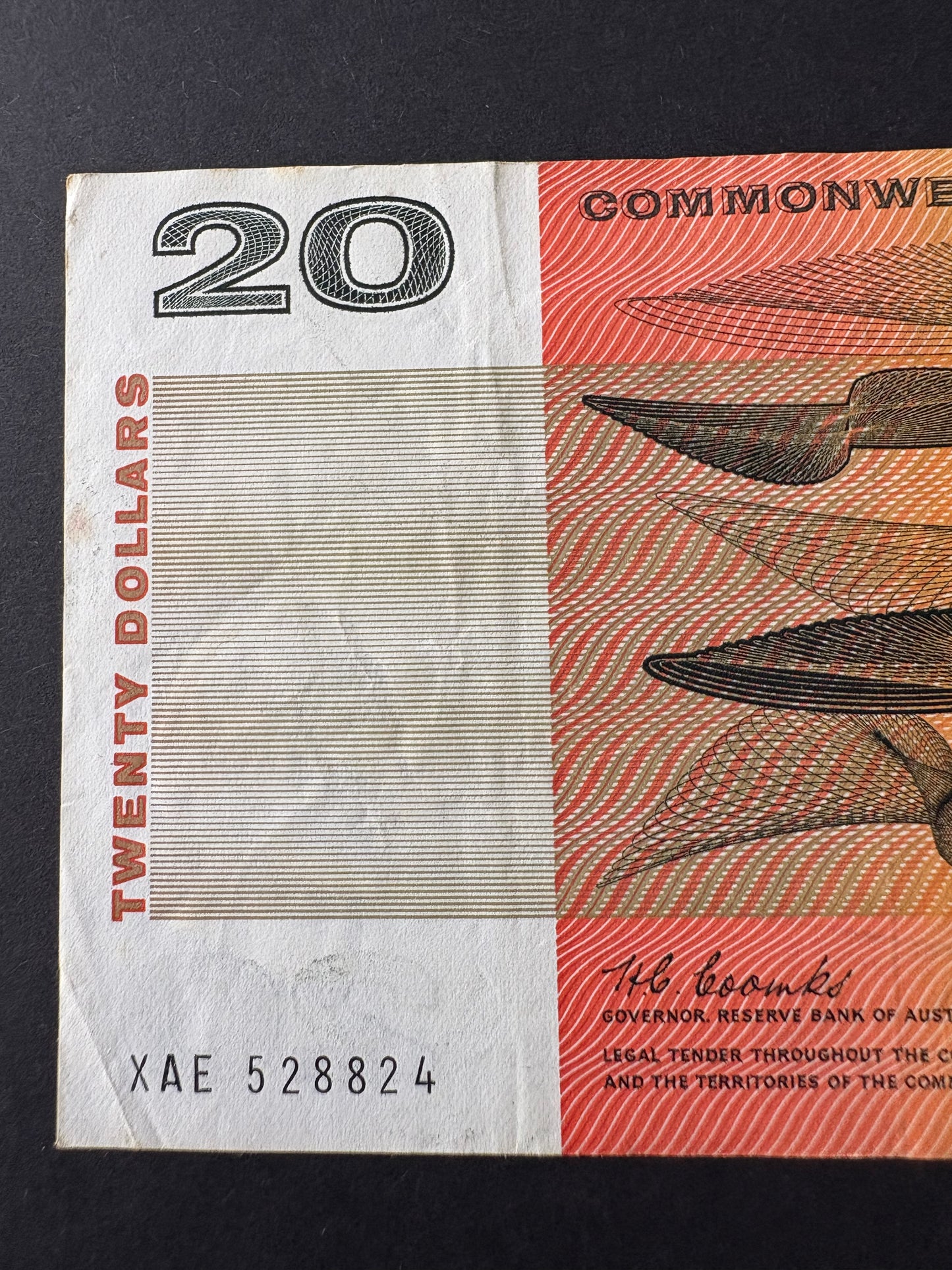 1966 $20 Australia Paper Banknote - Coombs Wilson XAE 528824