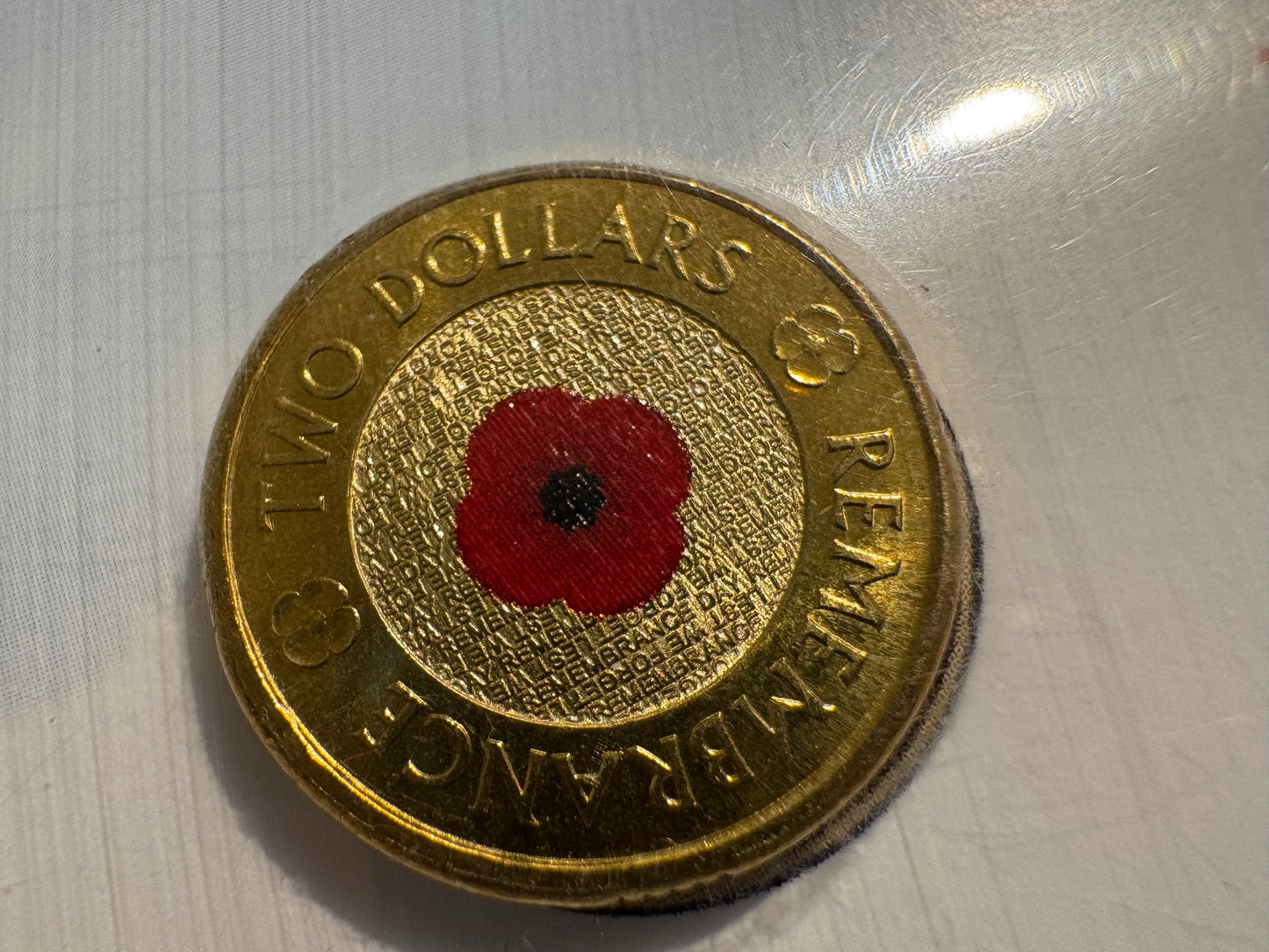 2012 $2 Remembrance Red Poppy Uncirculated Coin in RSL Card