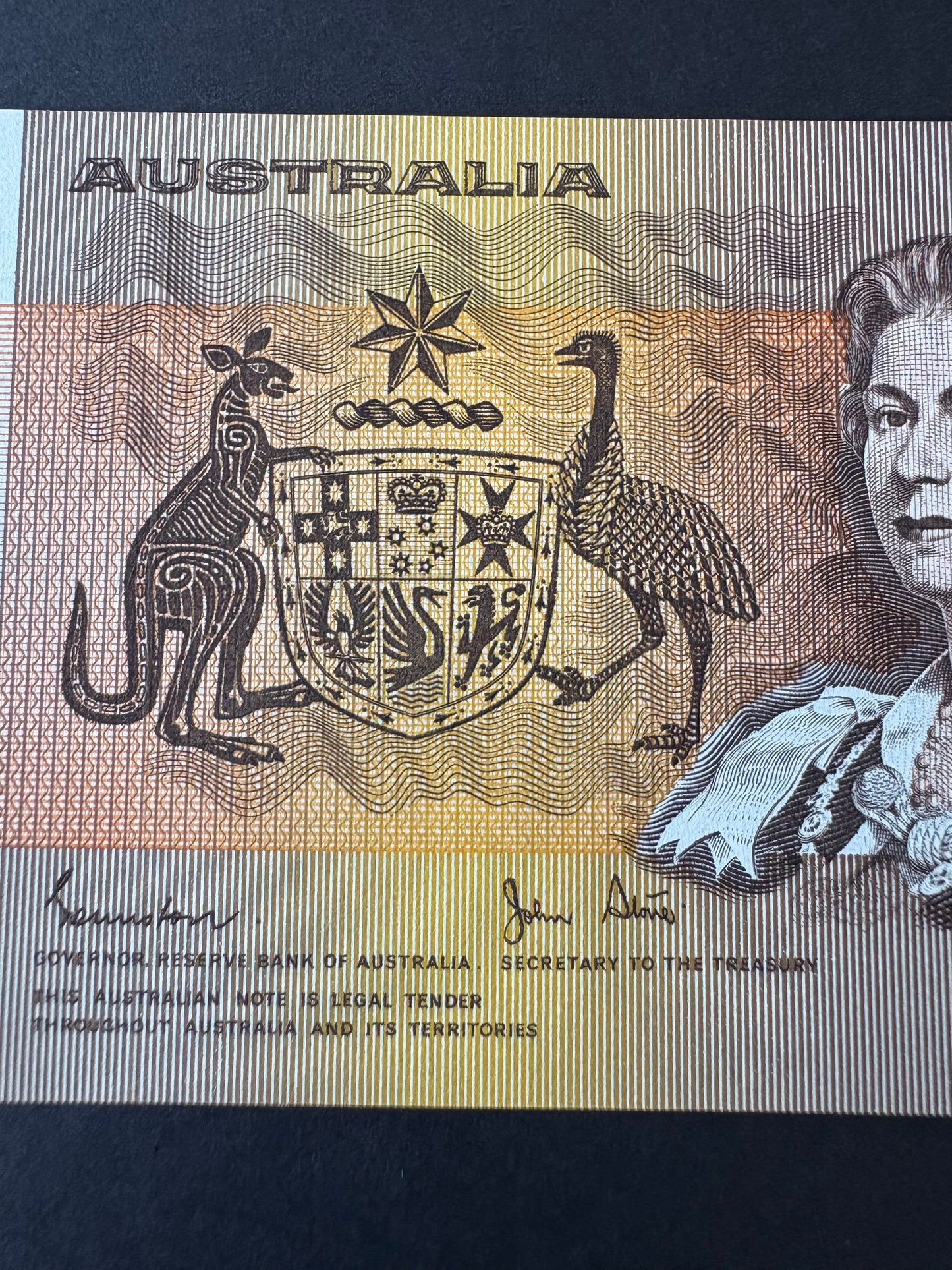 1982 $1 Australia Paper Banknote - Johnston Stone - DJD 390599