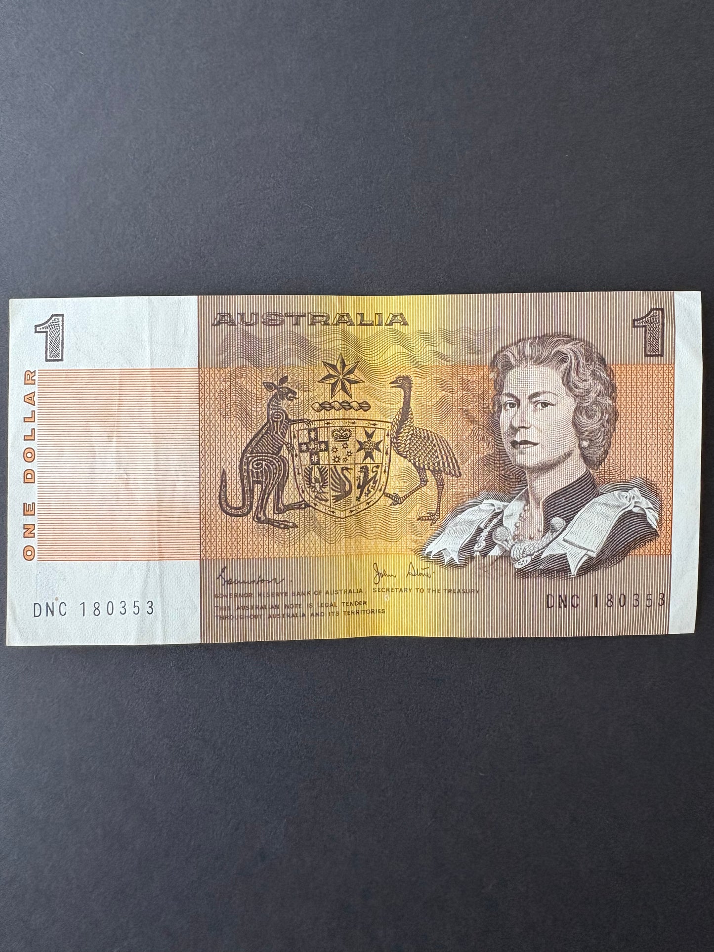1982 $1 Australia Paper Banknote - Johnston Stone - DNC 180353