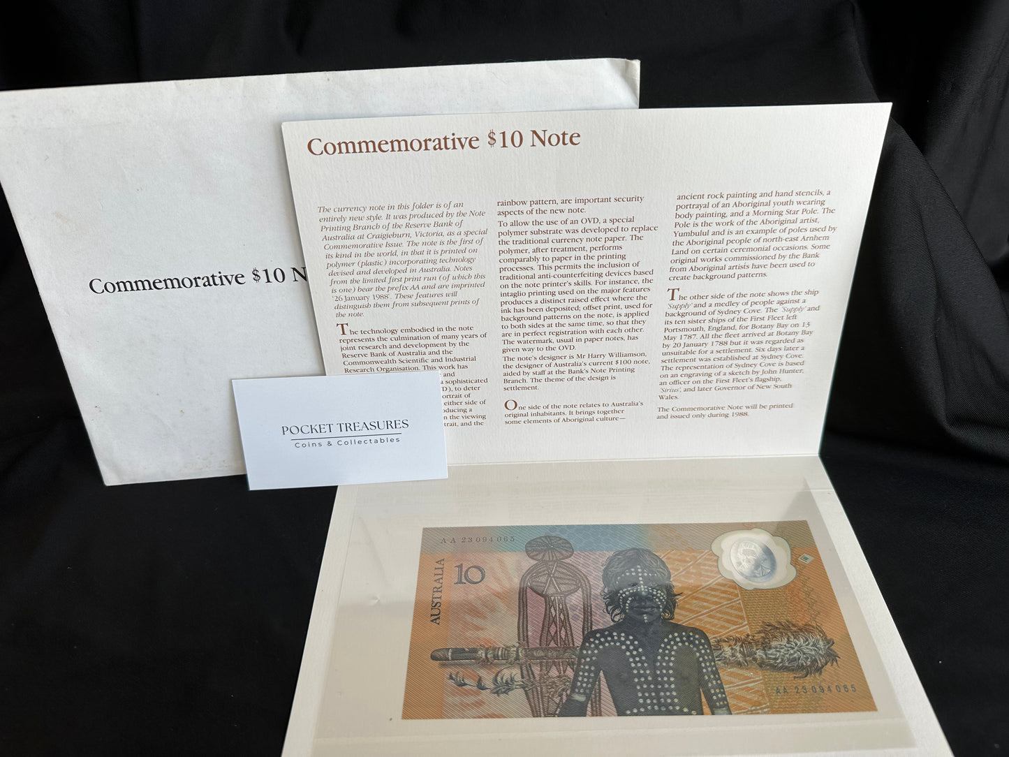 1988 $10 Australian Bicentennial Polymer Banknote - Collector Issue Consecutive pair