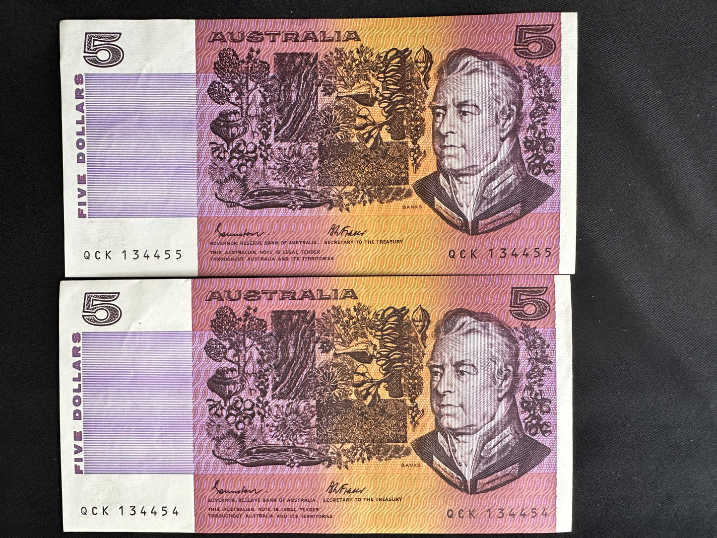 1985 $5 Australia Paper Banknotes - Johnston Fraser - Consecutive x2
