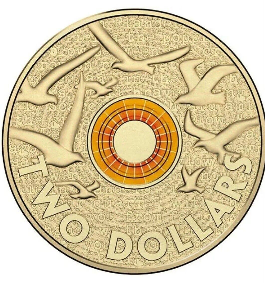 2015 $2 Remembrance Day Two dollar coin ORANGE FLANDERS FIELD - Low mintage - CIRCULATED