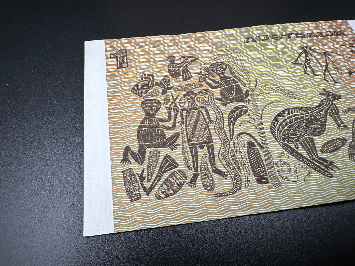 1982 $1 Australia Paper Banknote - Johnston Stone - DLL 177801