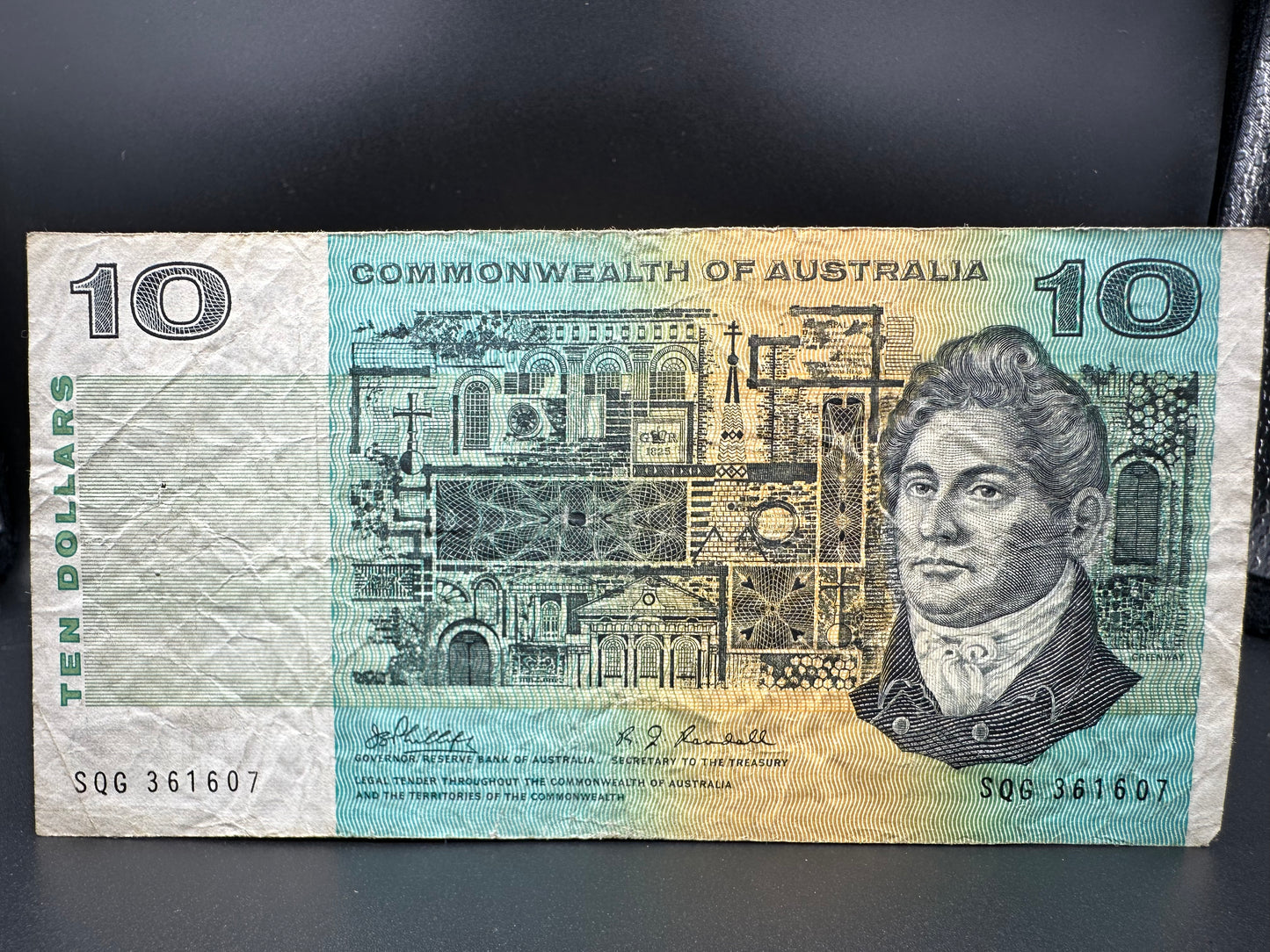 1968 $10 Australia Paper Banknote - Phillips Randall SQG 361607