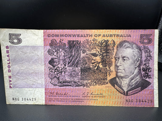 1967 $5 Australia Paper Banknote - Coombs Randall NAG 304427