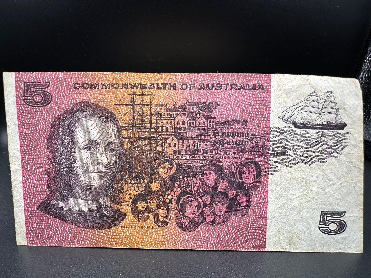 1967 $5 Australia Paper Banknote - Coombs Randall NAG 304427