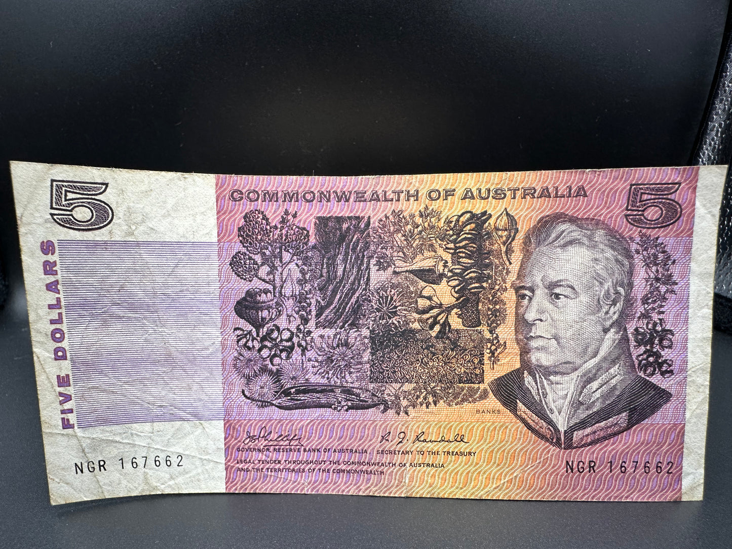 1969 $5 Australia Paper Banknote - Phillips Randall NGR 167662