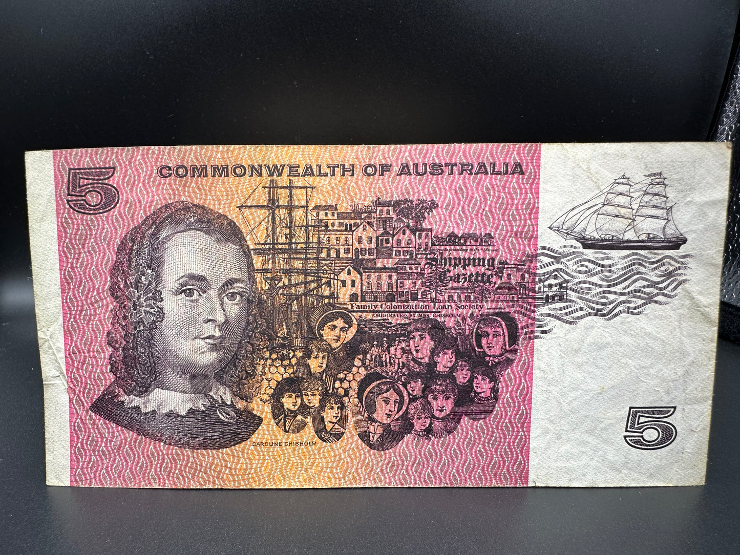 1969 $5 Australia Paper Banknote -  Phillips Randall NGR 555159