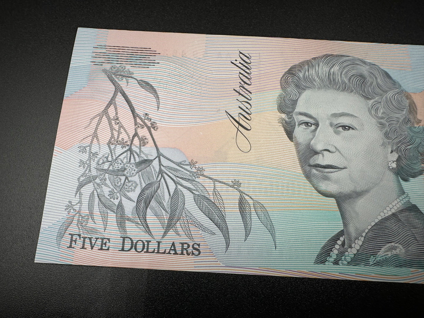 1992 $5 Australia Polymer Bank note - First Polymer Prefix - Fraser Cole AA59463417