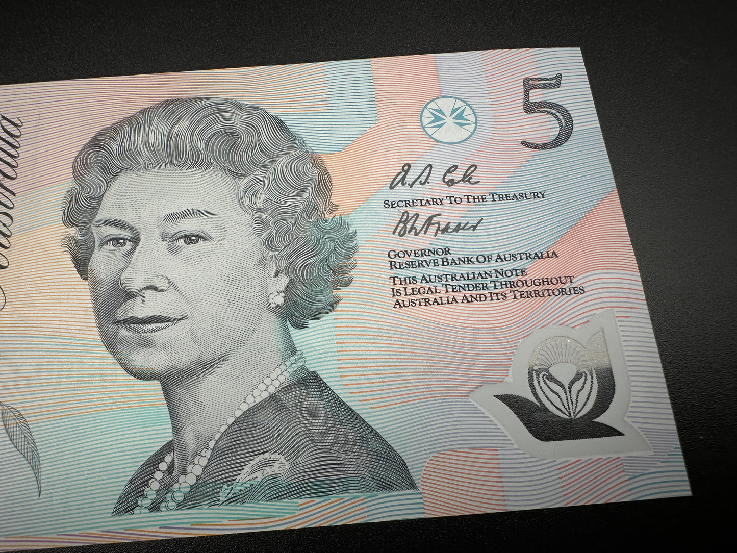 1992 $5 Australia Polymer Bank note - First Polymer Prefix - Fraser Cole AA59463417