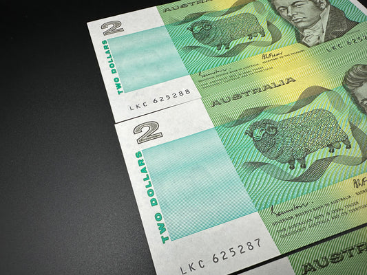 1985 $2 Australia Paper Banknote - Johnston Fraser 3x Consecutive