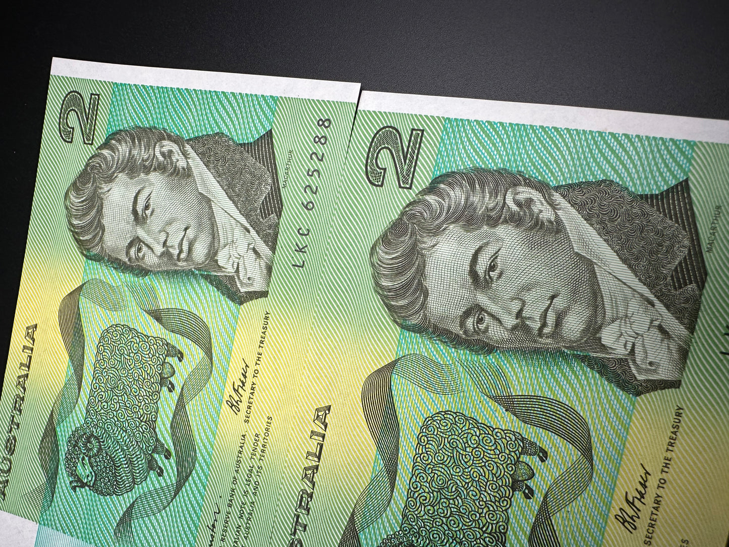 1985 $2 Australia Paper Banknote - Johnston Fraser 3x Consecutive