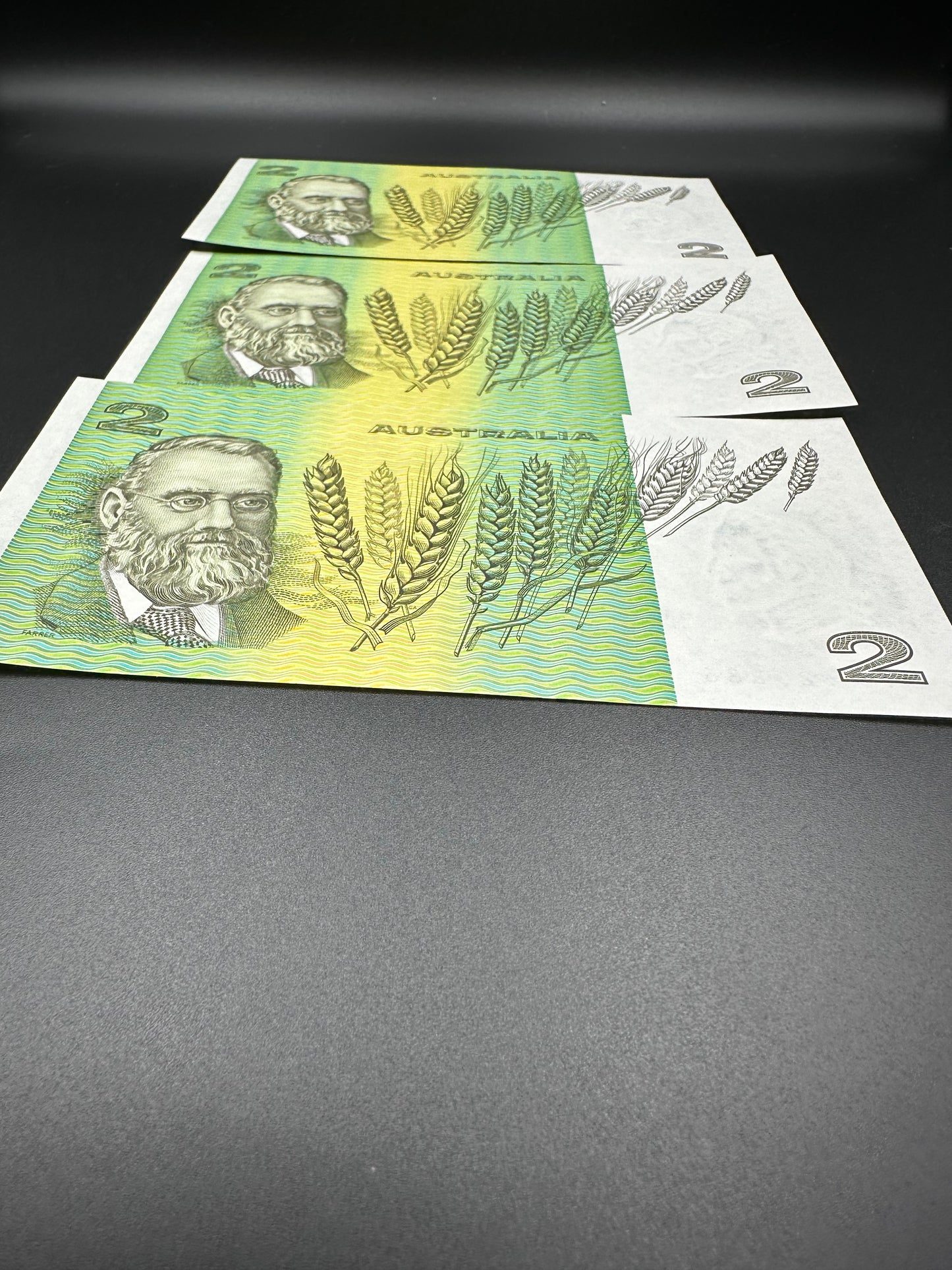 1985 $2 Australia Paper Banknote - Johnston Fraser 3x Consecutive