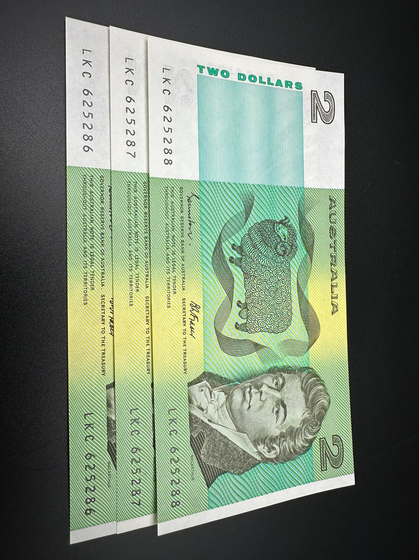 1985 $2 Australia Paper Banknote - Johnston Fraser 3x Consecutive