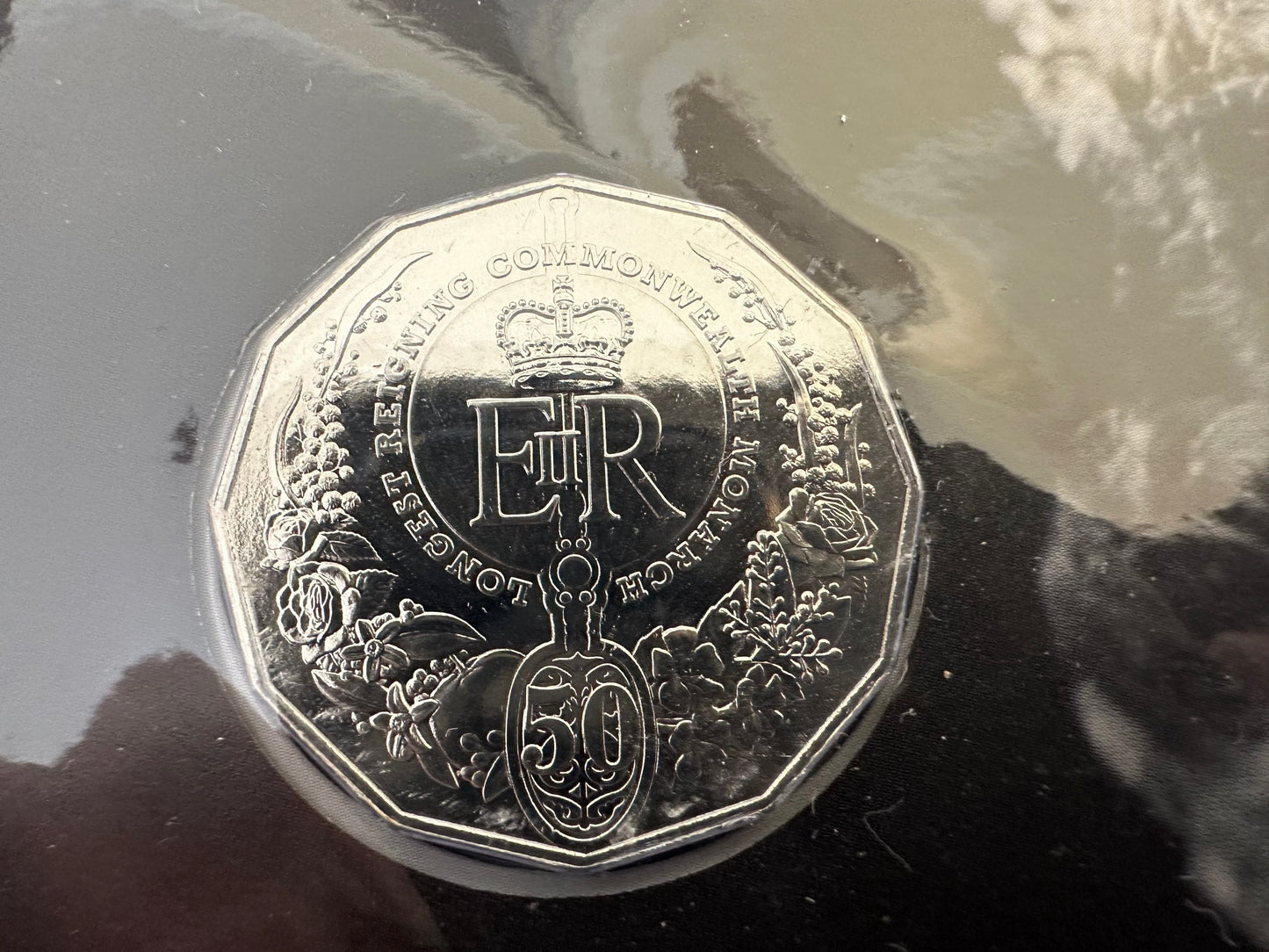 2015 50c Australian Queen Elizabeth "Long May She Reign" PNC