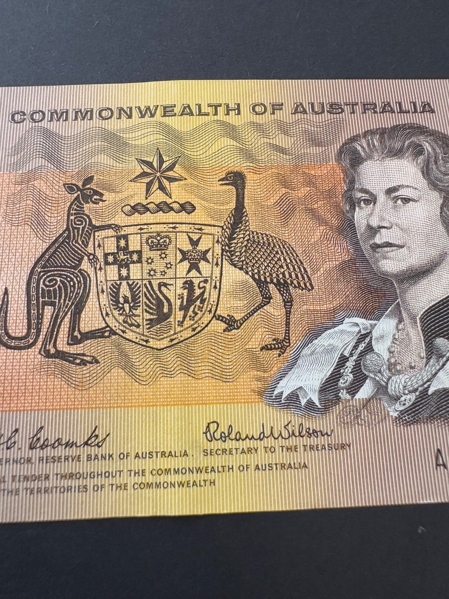 1966 $1 Australia Paper Banknote - Coombs Wilson - AAX 973910