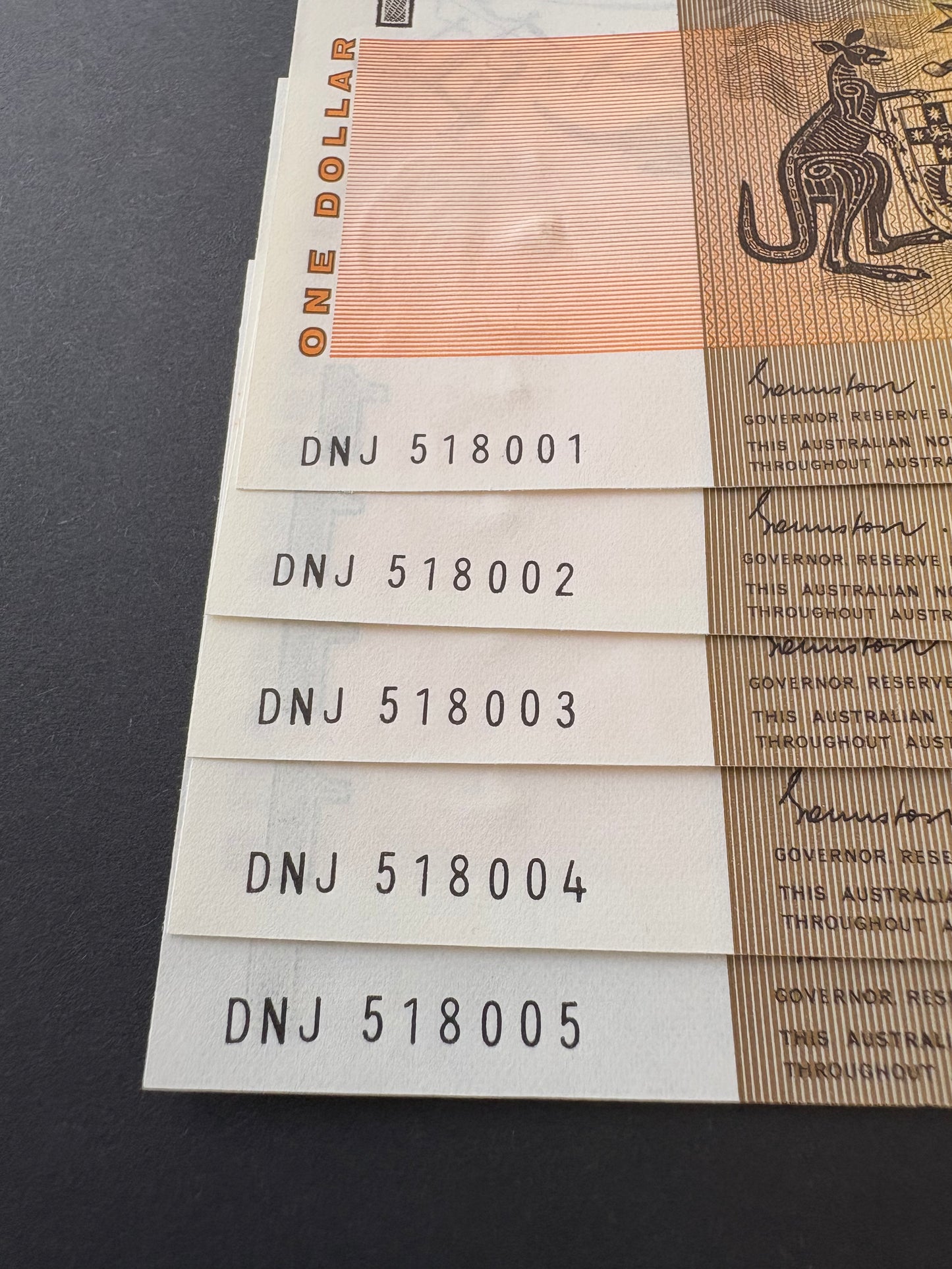 1982 $1 Australia Paper Banknote - Johnston Stone - Consecutive Run x5 notes