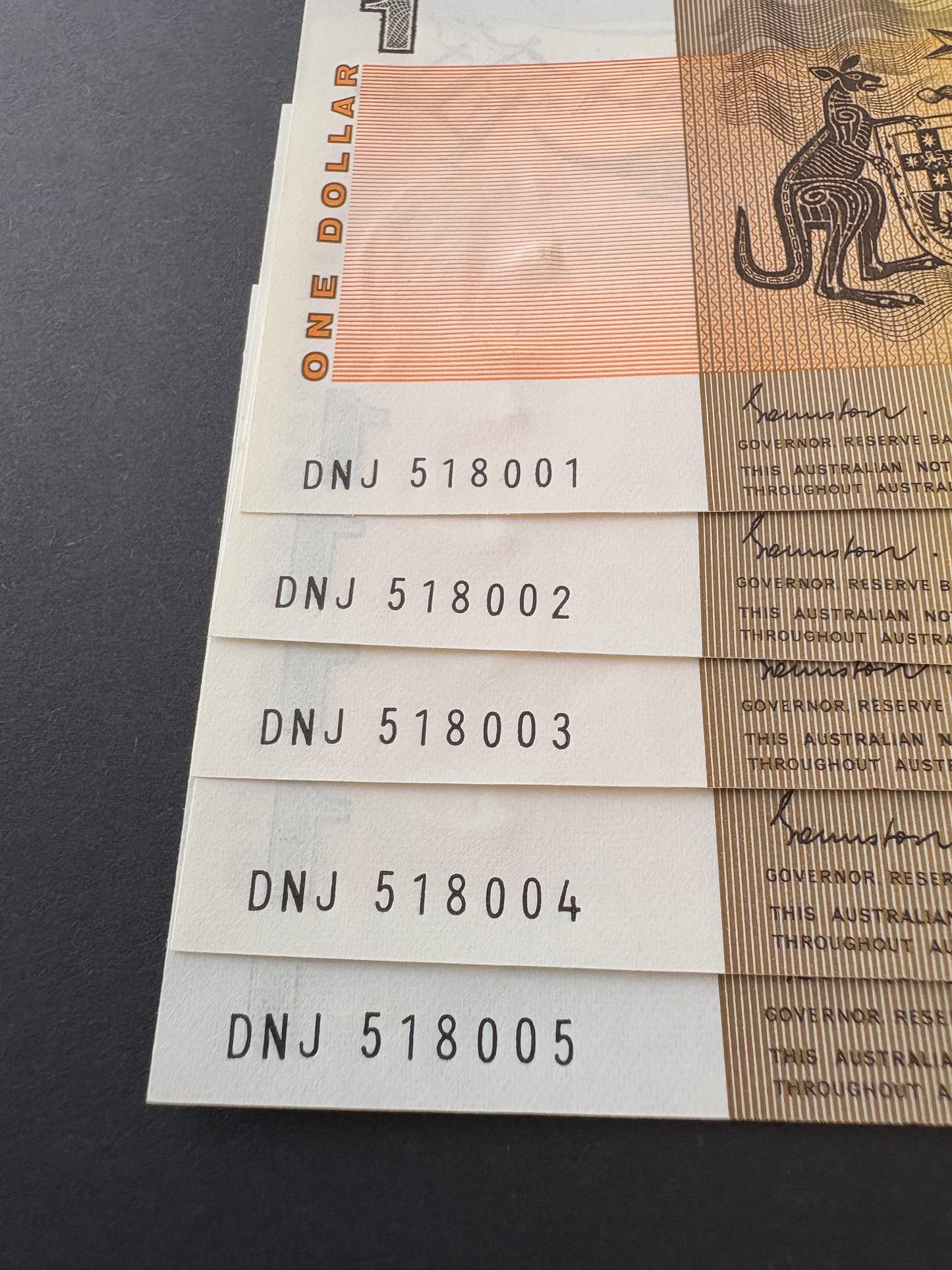 1982 $1 Australia Paper Banknote - Johnston Stone - Consecutive Run x5 notes