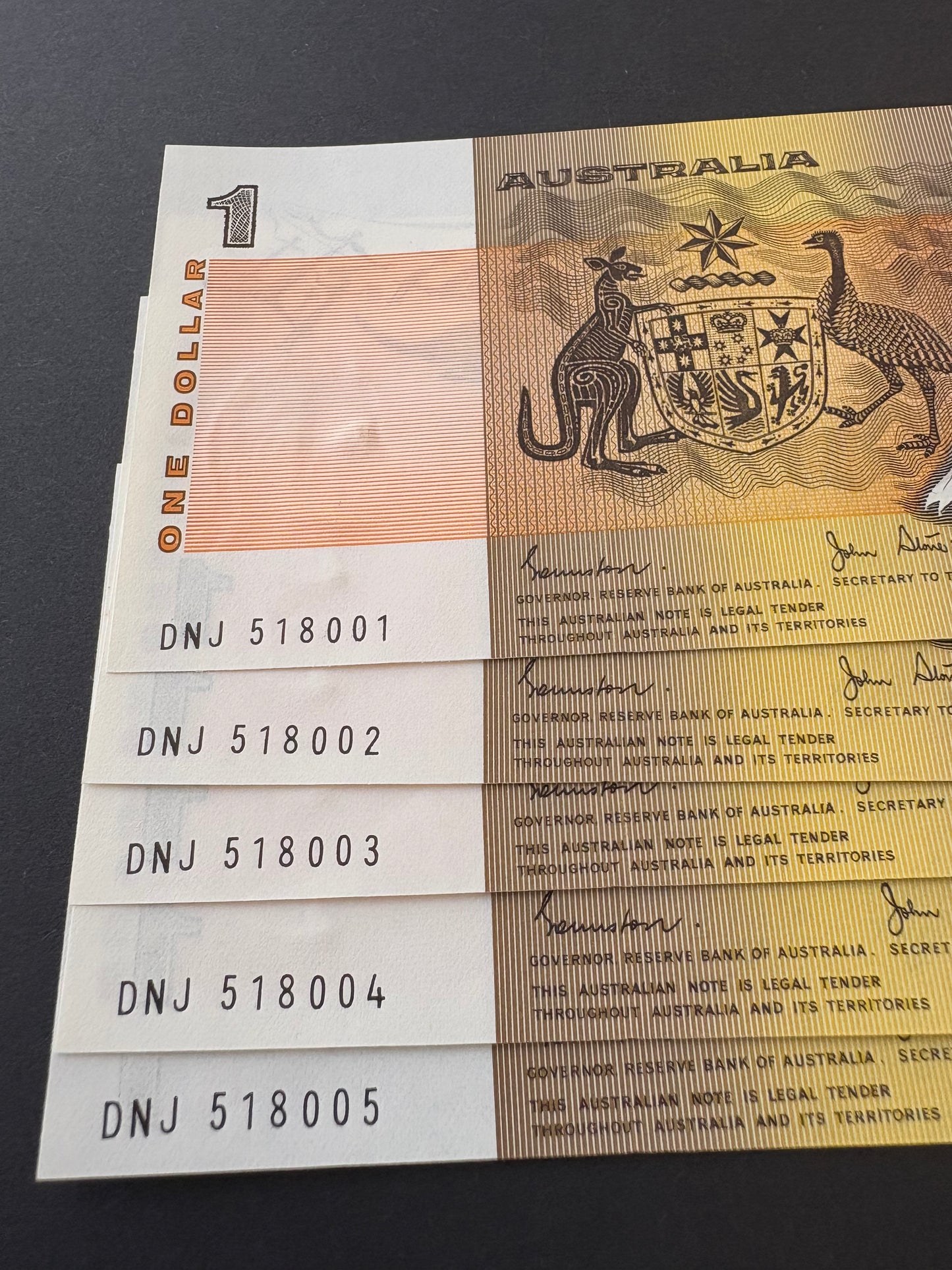 1982 $1 Australia Paper Banknote - Johnston Stone - Consecutive Run x5 notes