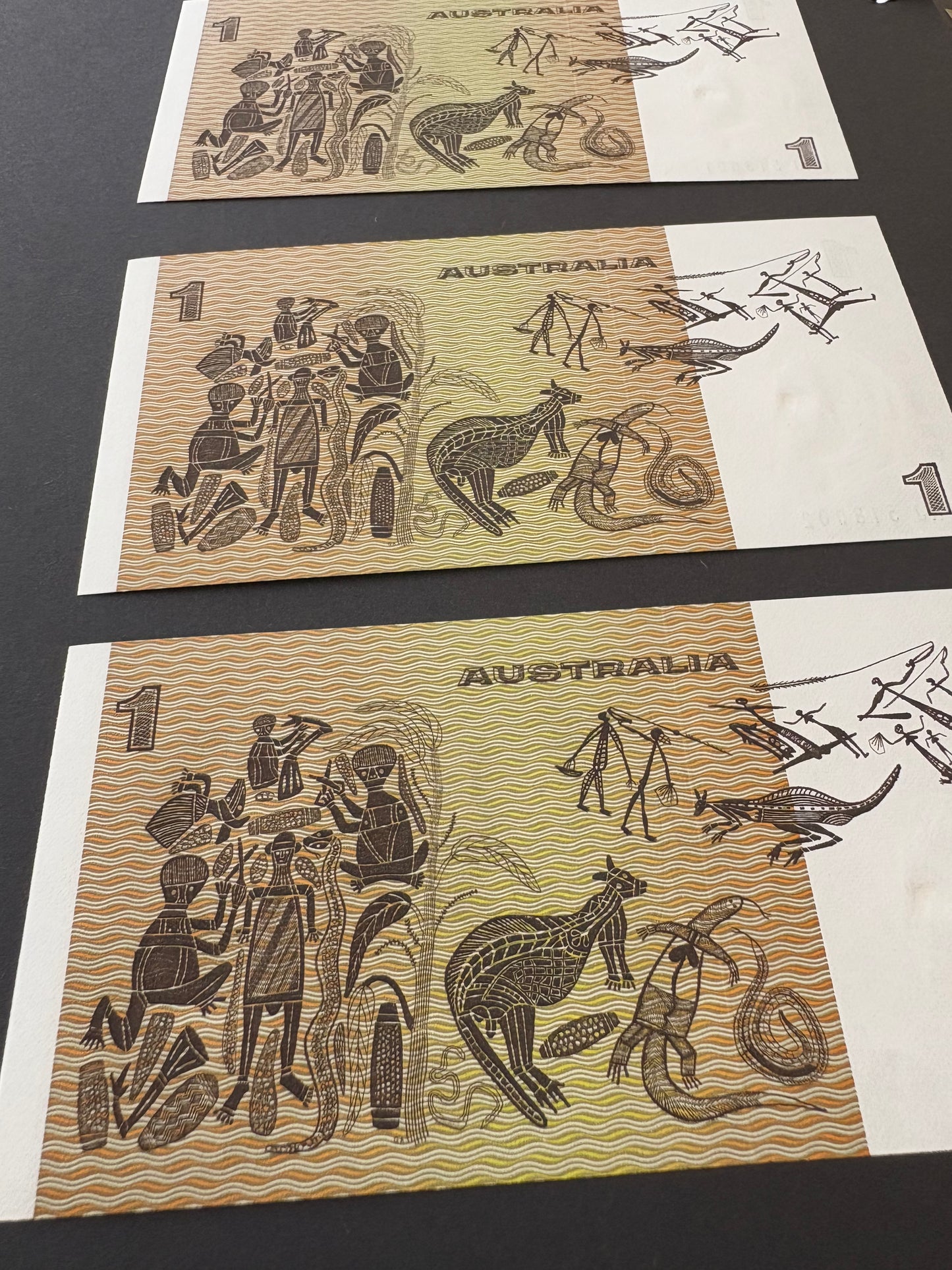 1982 $1 Australia Paper Banknote - Johnston Stone - Consecutive Run x5 notes