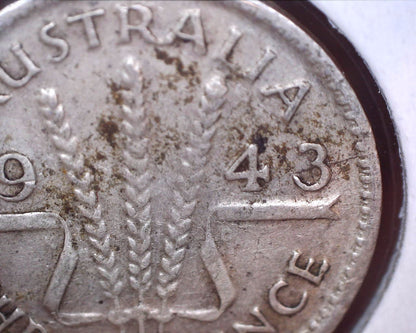 1943 M Australian Three Pence - 92.5% Silver - Die Crack Error