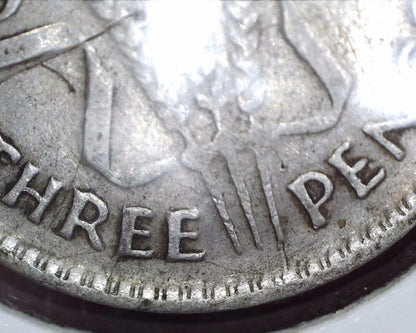 1943 - M Australian Three Pence - 92.5% Silver - Die Crack Error