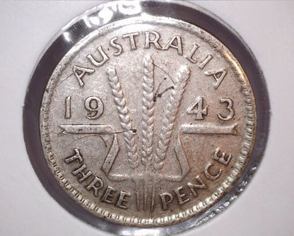 1943 - M Australian Three Pence - 92.5% Silver - Die Crack Error