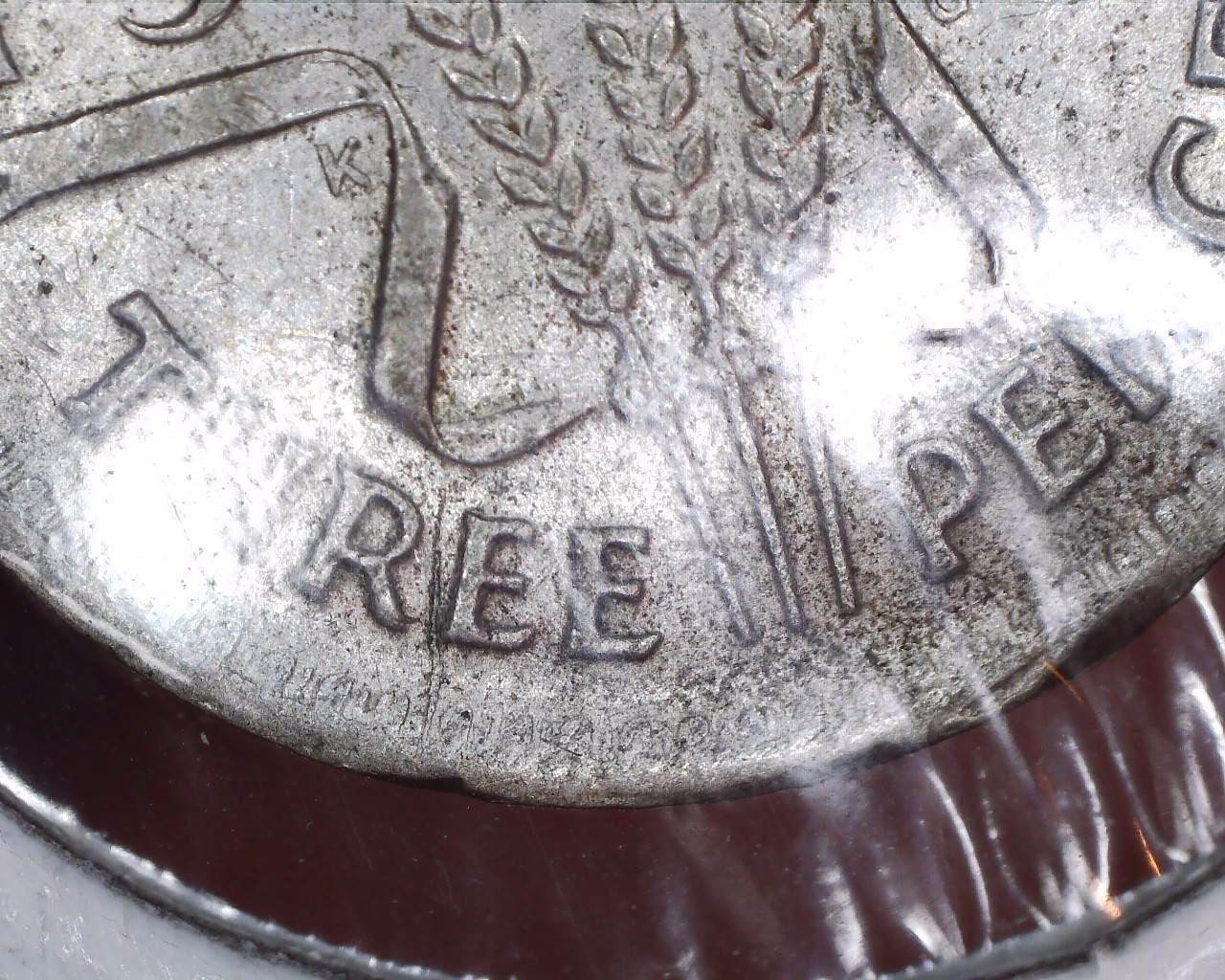 1950 Australian Three Pence - 50% Silver - Die Crack Error