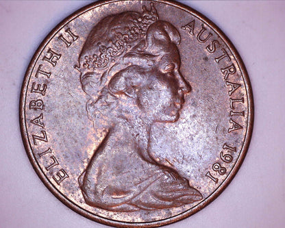 1981 Australian 2 cent coin - Missing SD & Doubling Error