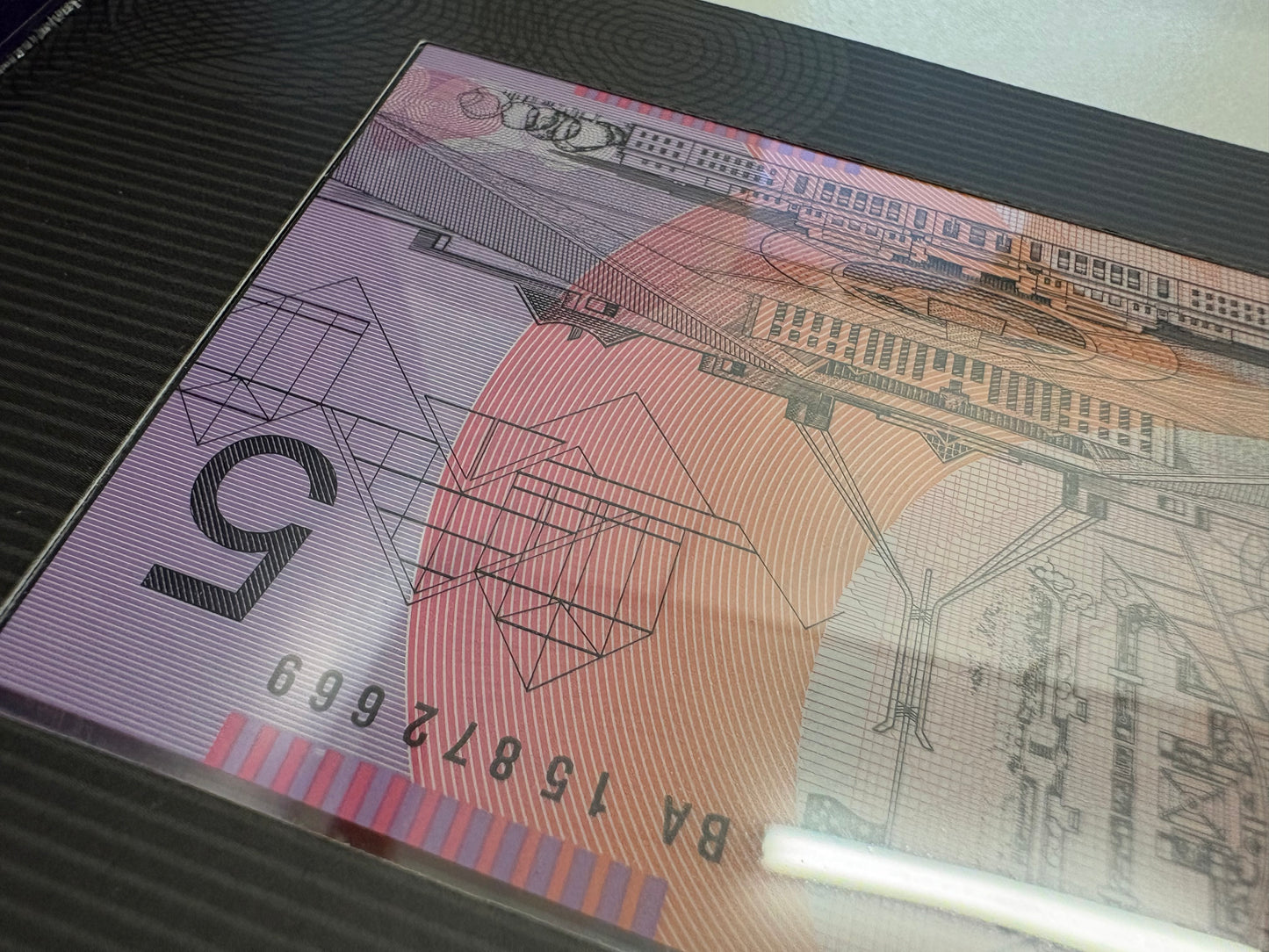 2015 $5 First Prefix Uncirculated note in Two Generations Banknotes Presentation Folder