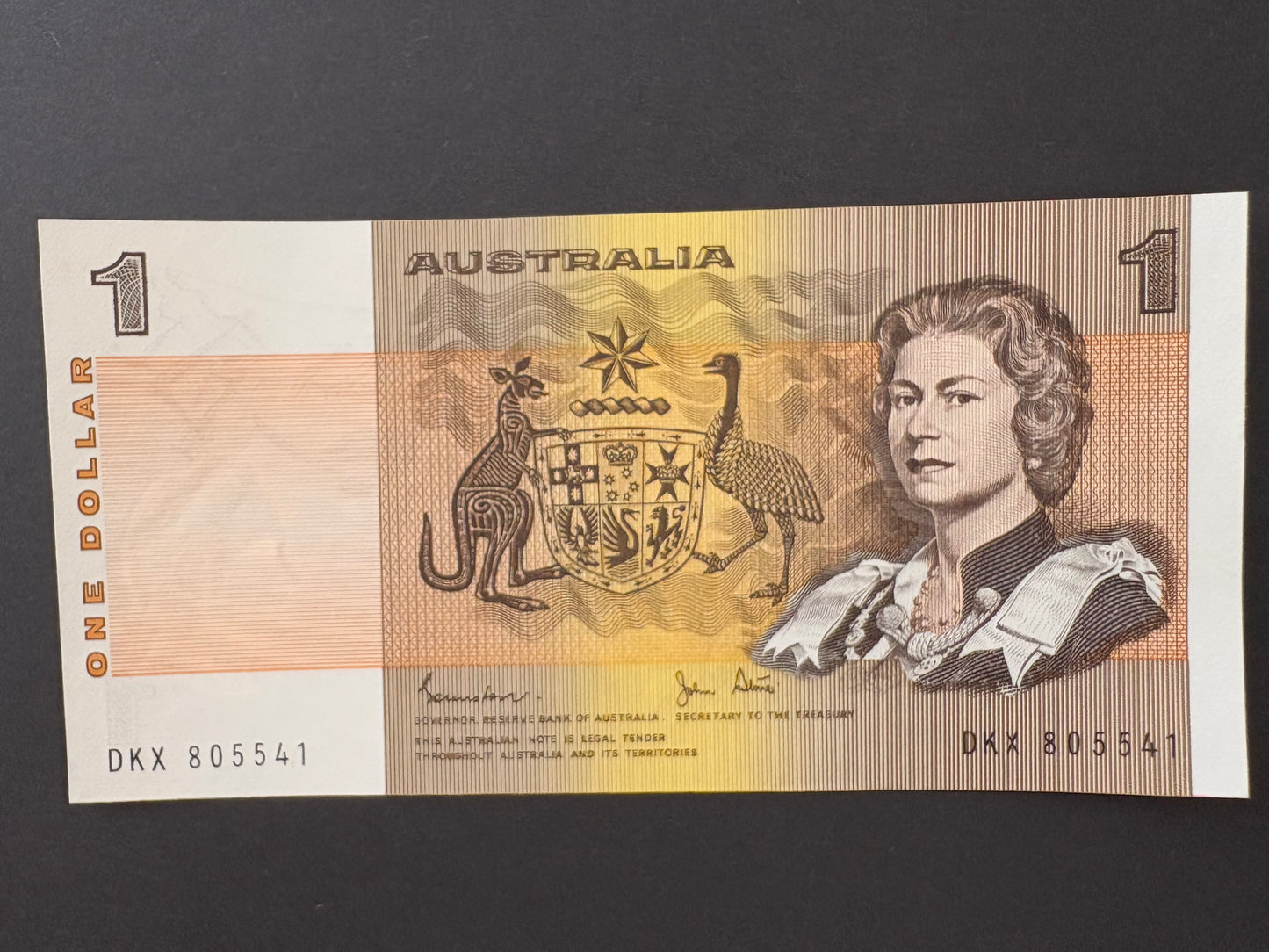 1982 $1 Australia Paper Banknote - Johnston Stone - DKX 805541