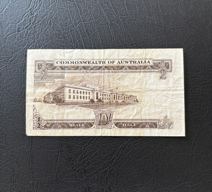 1954 Australian Ten Shillings Note - Coombs / Wilson - AC39 682429